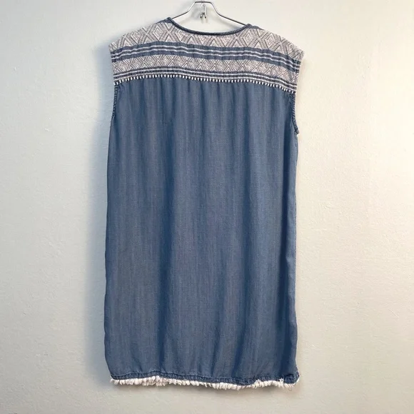 Chelsea & Theodore Size Large Blue Denim Chambray Embroidered Fringe Hem Dress - Picture 2 of 5